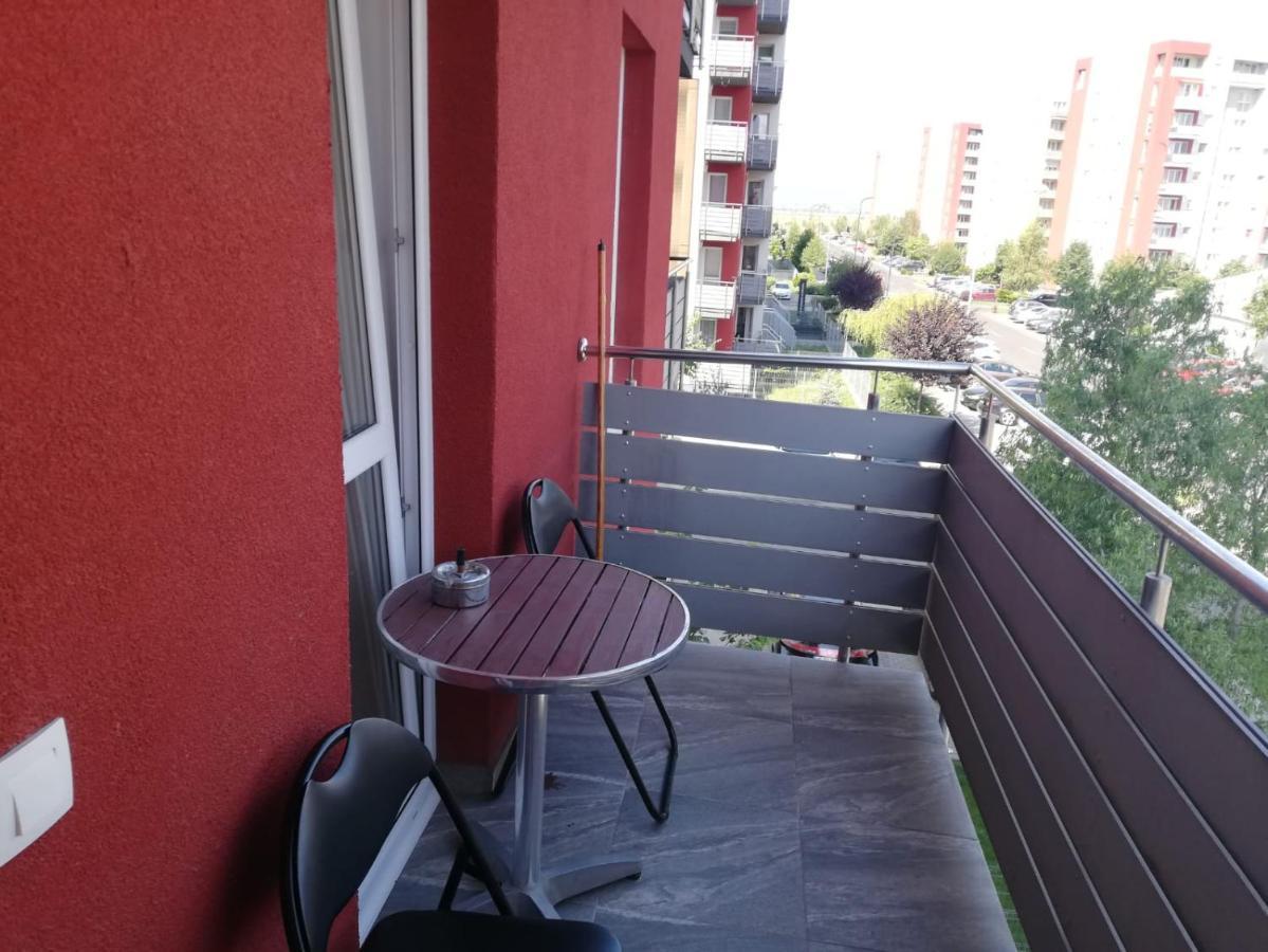 Avantgarden3 Braşov Exterior foto